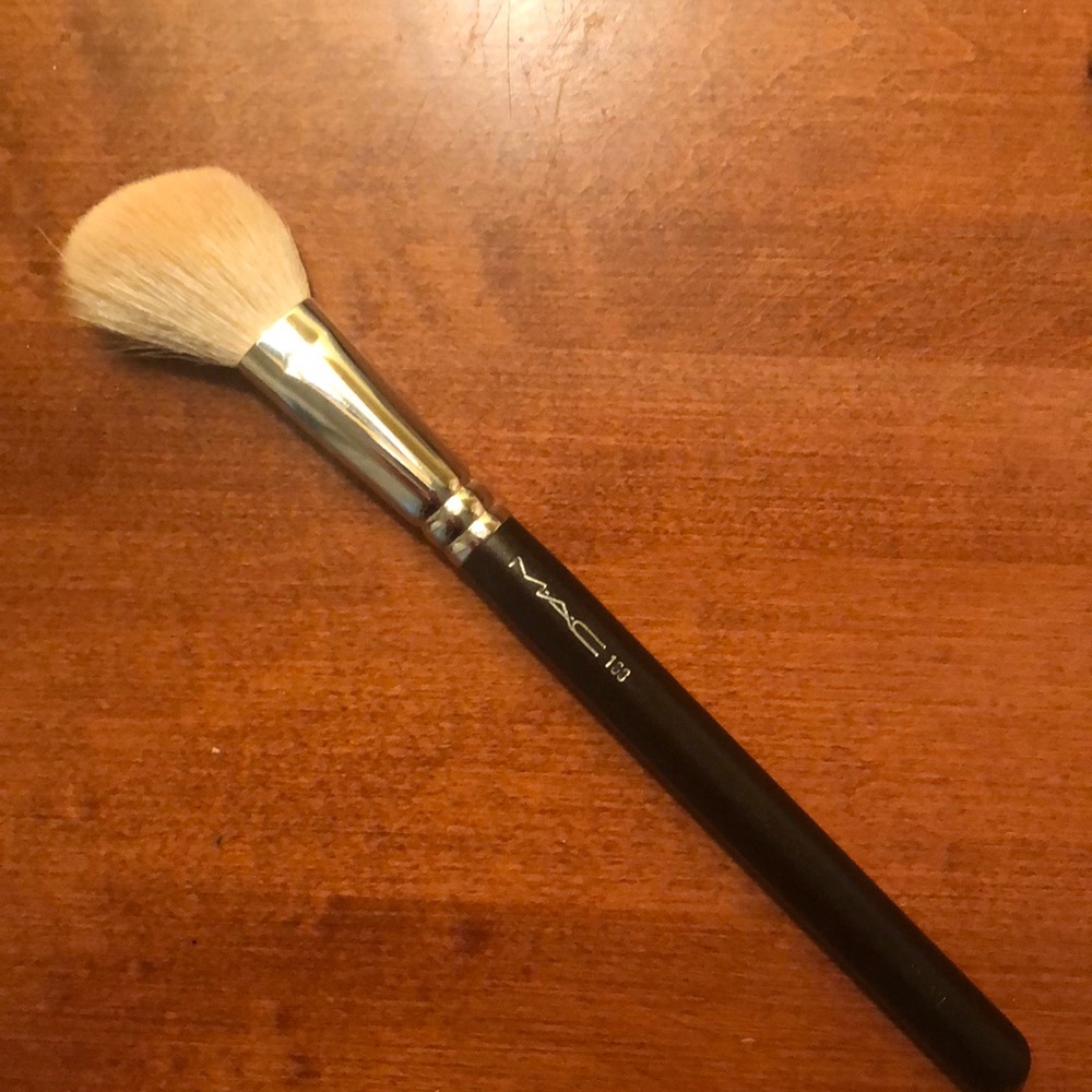 Mac Brush